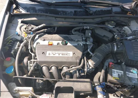 2008 Honda Accord 2.4 Ex-L from USA, damaged, VIN 1HGCP26858A043404